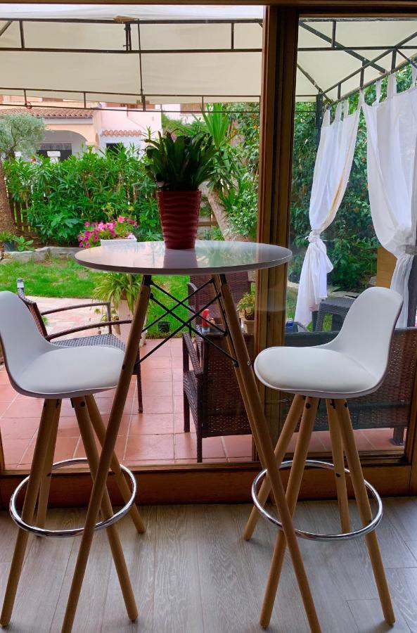 Brezza Di Mare Acomodação com café da manhã San Teodoro  Exterior foto